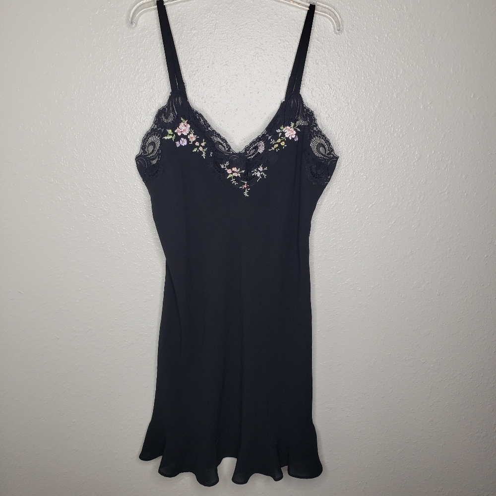 Oscar De La Renta L black slip chemise